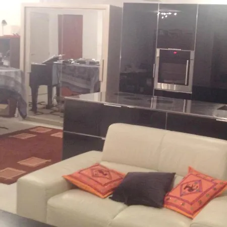 Studio In With Balcony And Wifi 500 M From The Beach *